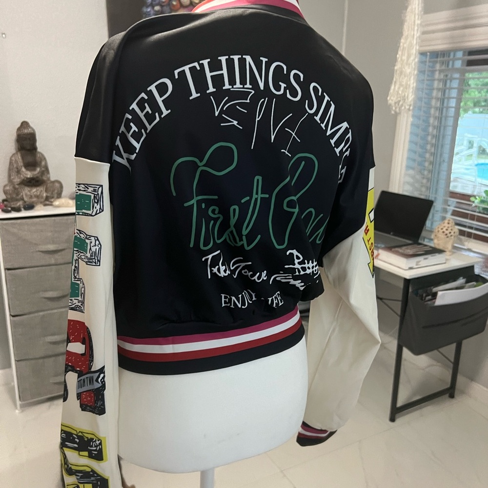Nice jacket - Picture 4 of 4